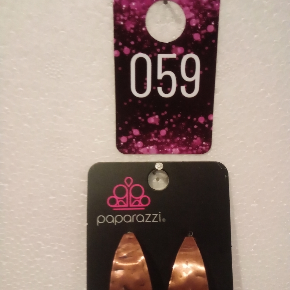 Jewelry - Picture 5 of 16